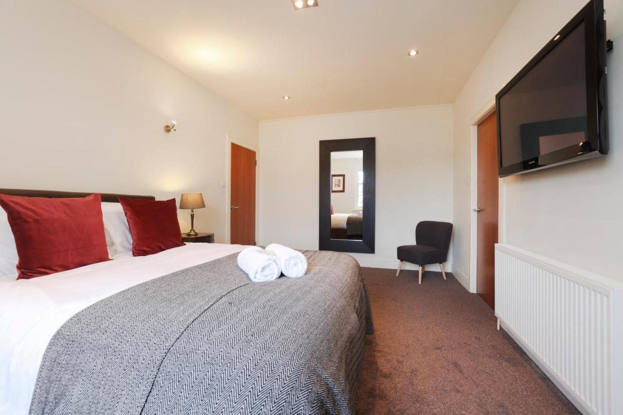 Joivy Spacious 2 Bed,2 Bath Flat, Free Parking And Rooftop Terrace Édimbourg Extérieur photo
