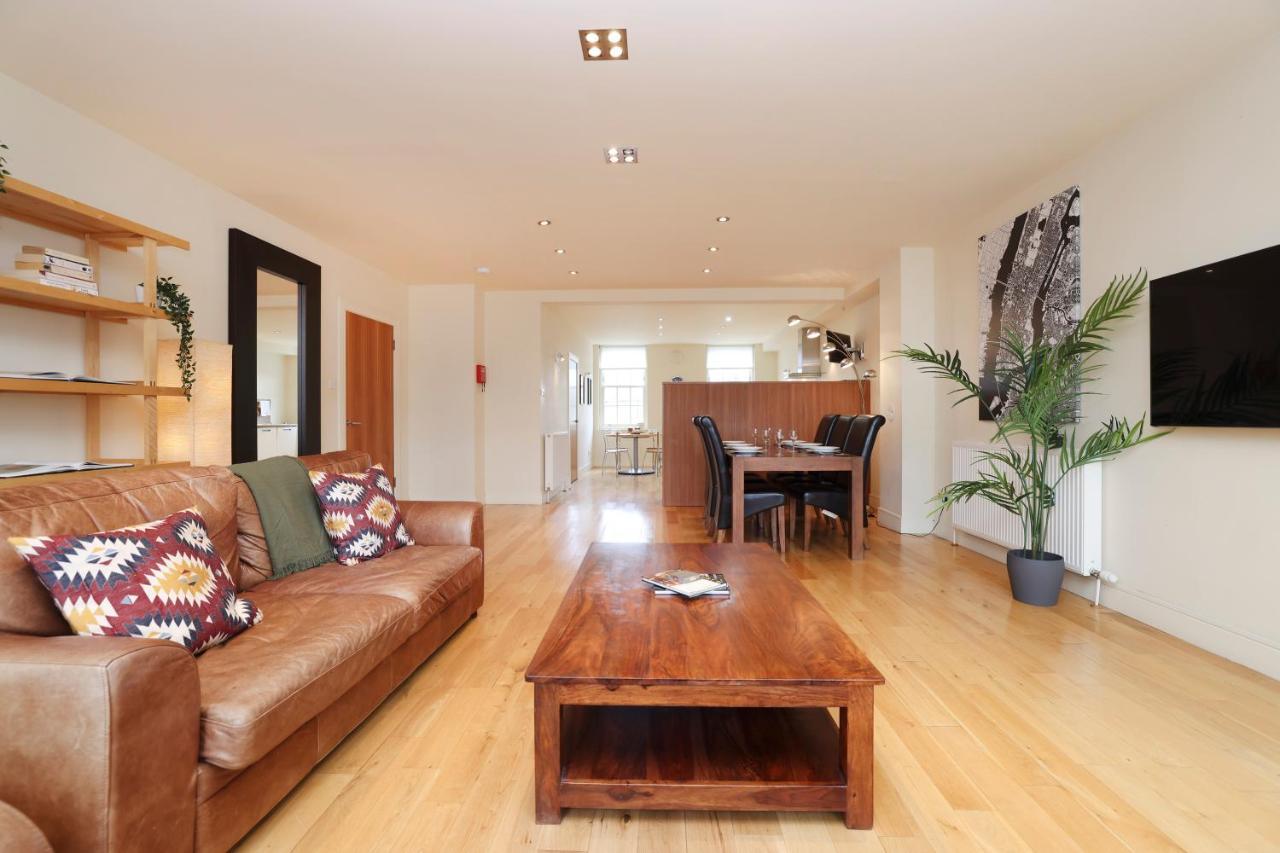 Joivy Spacious 2 Bed,2 Bath Flat, Free Parking And Rooftop Terrace Édimbourg Extérieur photo