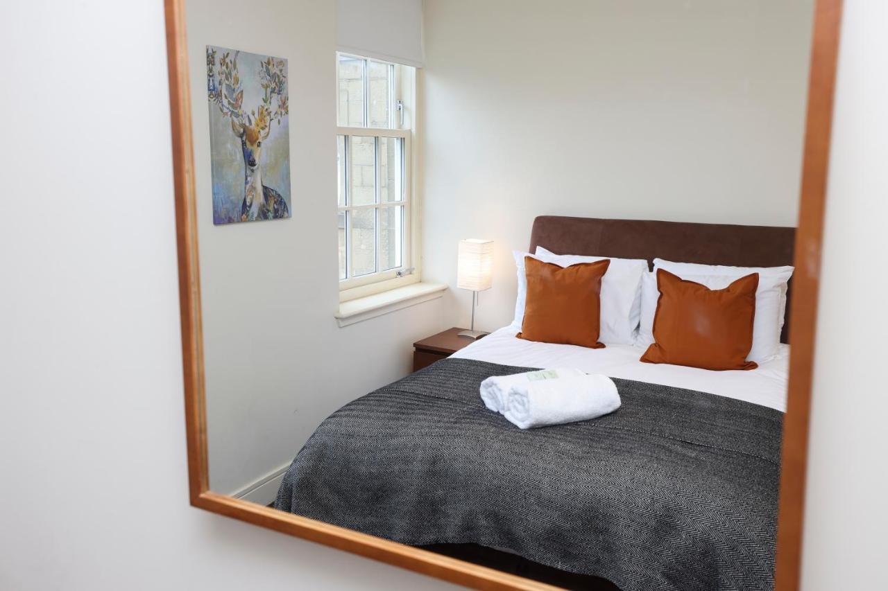 Joivy Spacious 2 Bed,2 Bath Flat, Free Parking And Rooftop Terrace Édimbourg Extérieur photo