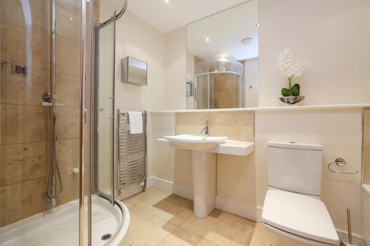 Joivy Spacious 2 Bed,2 Bath Flat, Free Parking And Rooftop Terrace Édimbourg Extérieur photo