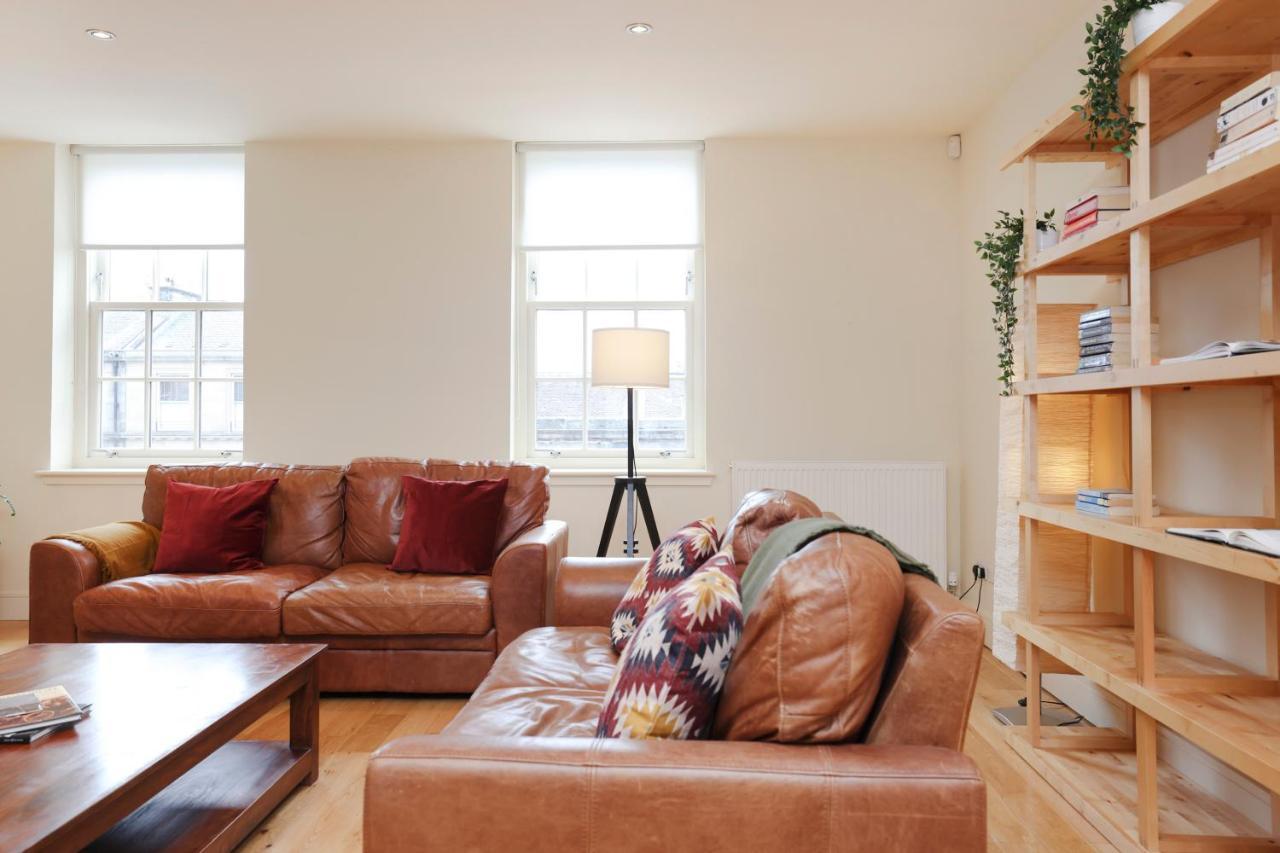 Joivy Spacious 2 Bed,2 Bath Flat, Free Parking And Rooftop Terrace Édimbourg Extérieur photo