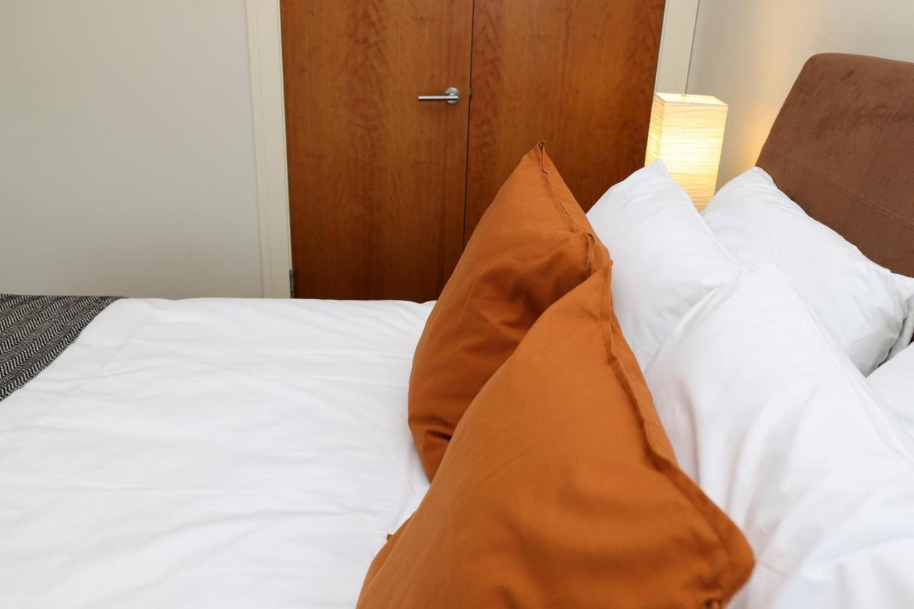 Joivy Spacious 2 Bed,2 Bath Flat, Free Parking And Rooftop Terrace Édimbourg Extérieur photo