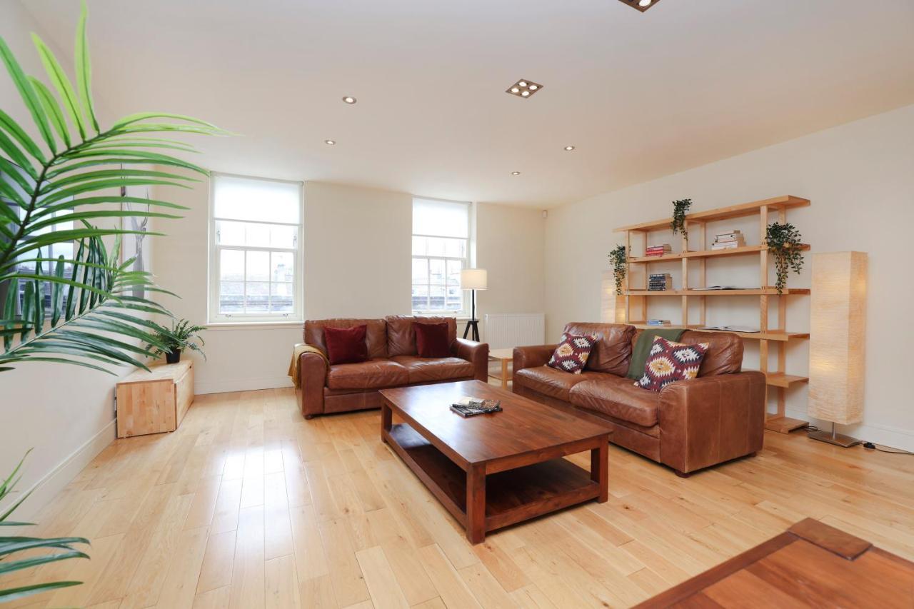 Joivy Spacious 2 Bed,2 Bath Flat, Free Parking And Rooftop Terrace Édimbourg Extérieur photo