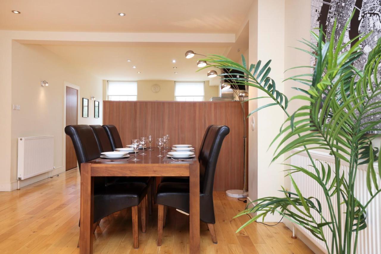 Joivy Spacious 2 Bed,2 Bath Flat, Free Parking And Rooftop Terrace Édimbourg Extérieur photo